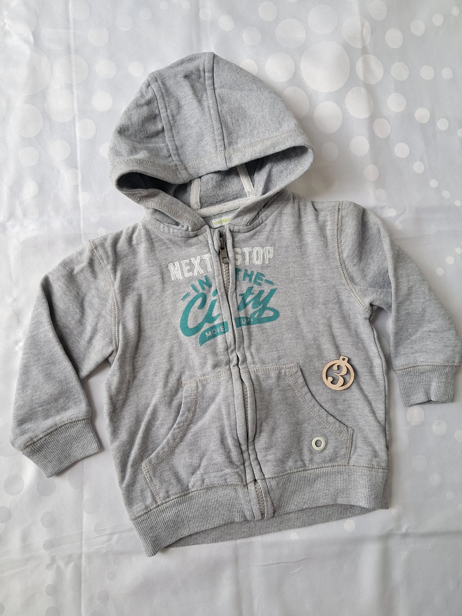 Veste sweat à capuche gris taille 3ans 94cm 